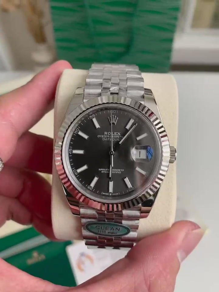 Oyster Perpetual Datejust 41mm – Slate Grey Dial, Fluted Bezel