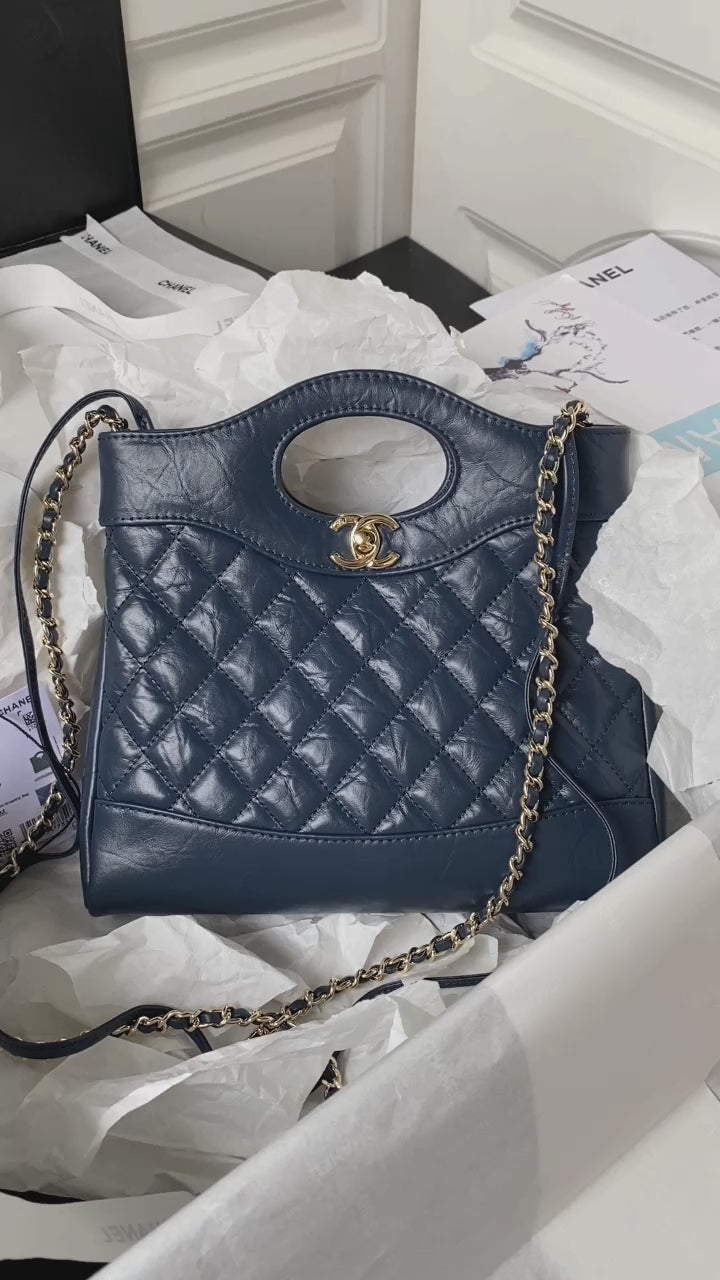 31 Quilted Leather Shopping Bag