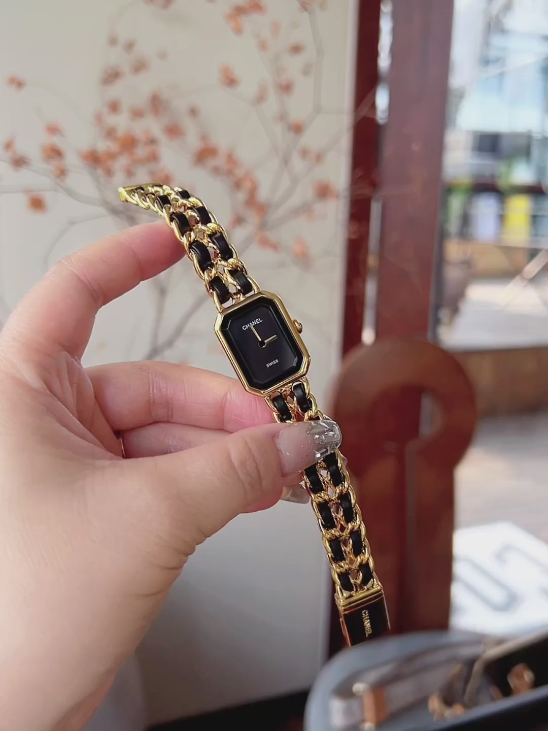 Première Chain-Link Watch